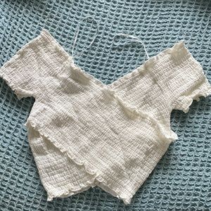 Love Tree SIZE M stretchy wrap cropped top OFF WHITE color LIKE NEW never worn